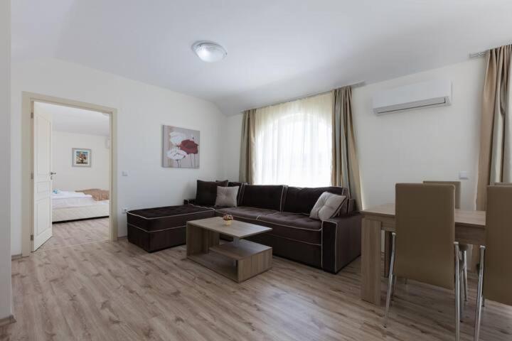 Zevs Residence Nesebar Luaran gambar