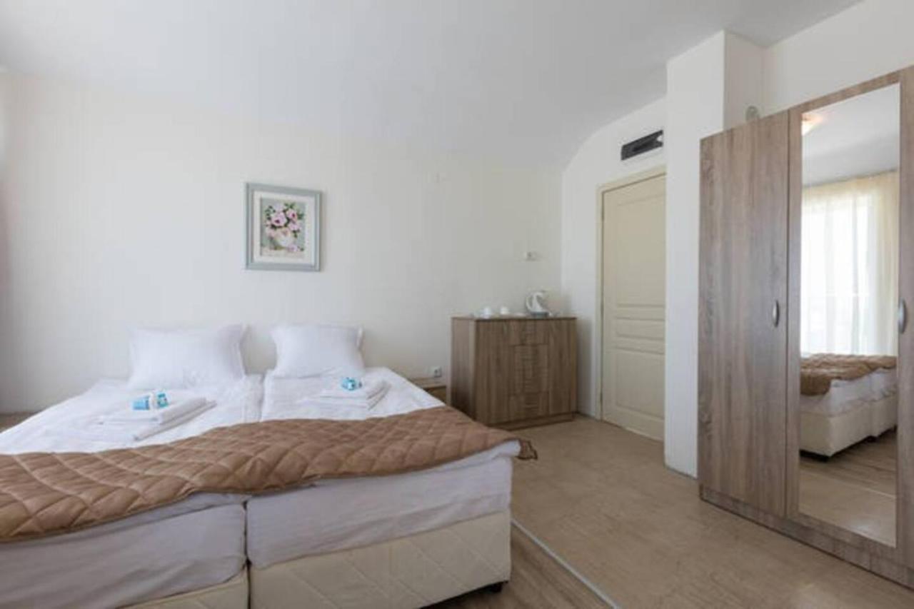 Zevs Residence Nesebar Luaran gambar